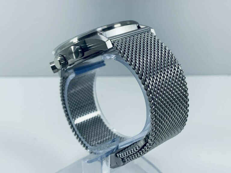 zegarek-damski-zara-5atm-mesh-silver-25cm-pudelk-funkcje-brak