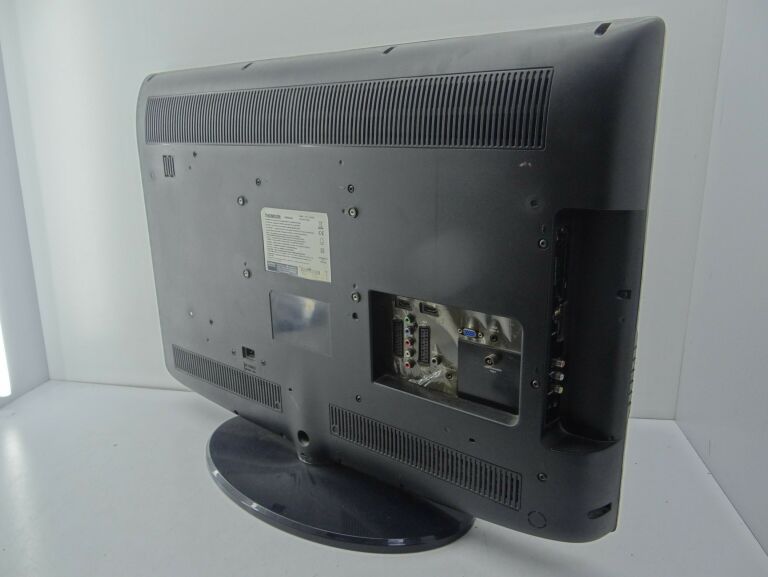 TELEWIZOR THOMSON 32HR3234