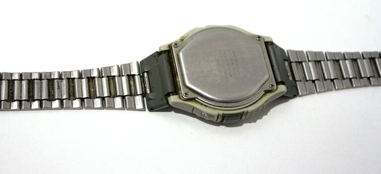 zegarek-casio-twincept-abx-22-funkcje-budzik