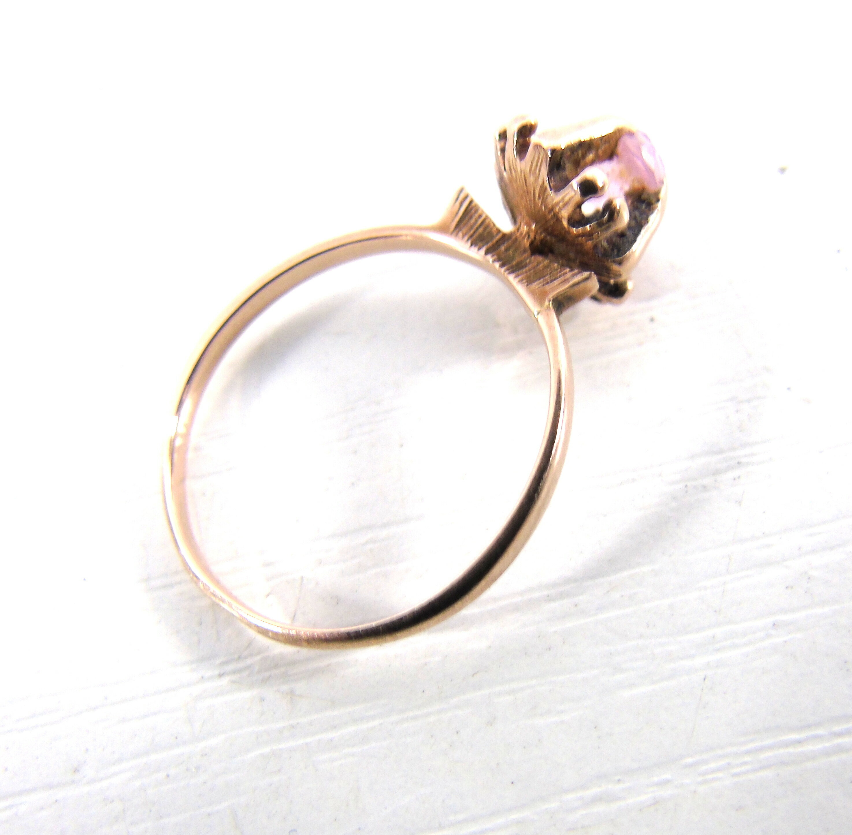 tajemniczy-zloty-pierscionek-pr585-r14-stan-nie-wymaga-renowacji