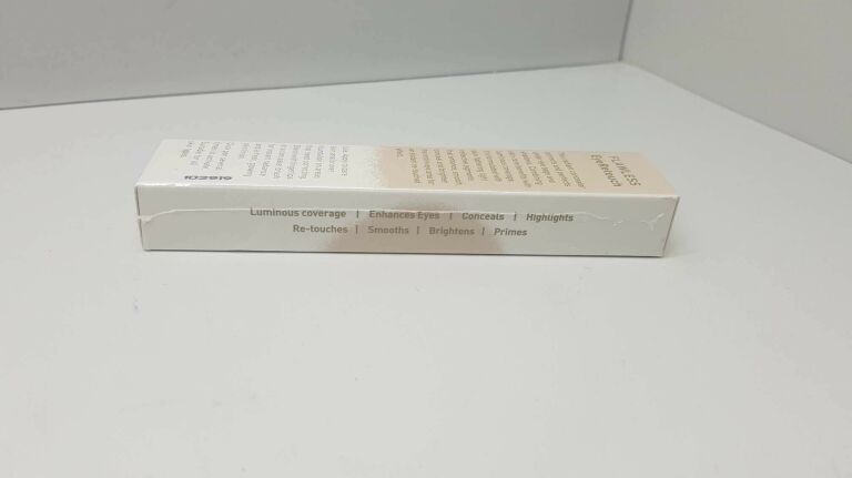 KOREKTOR TRANSFORMULAS FLAWLESS EYE RETOUCH