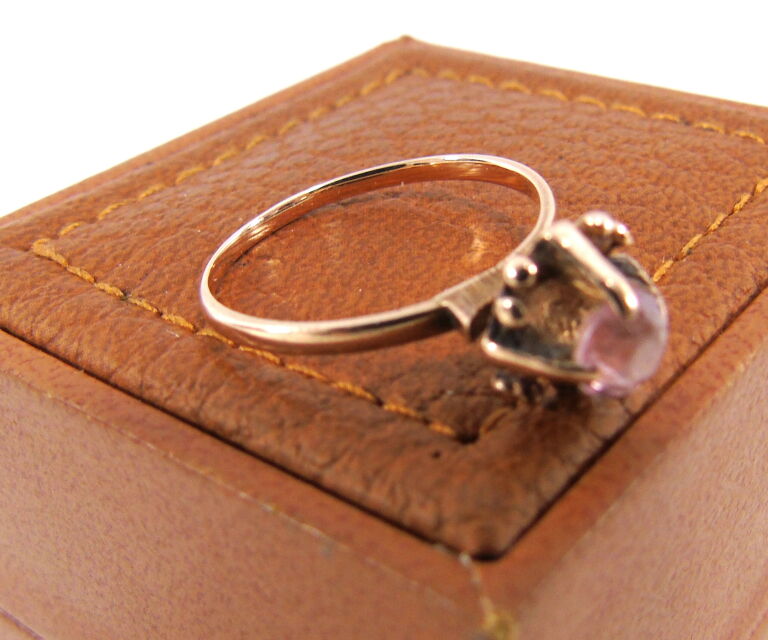 tajemniczy-zloty-pierscionek-pr585-r14-kamienie-brak-informacji