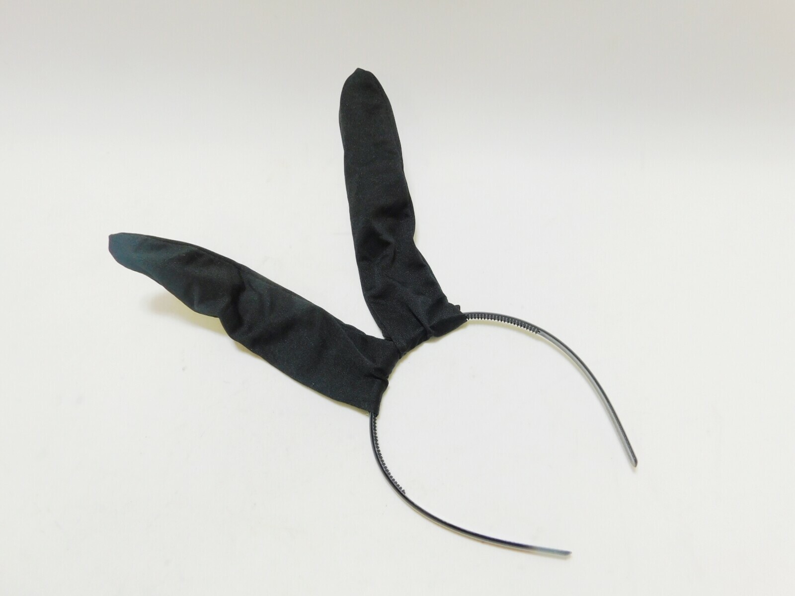 czarna-opaska-do-wlosow-z-uszami-sylwester-stan-uzywany