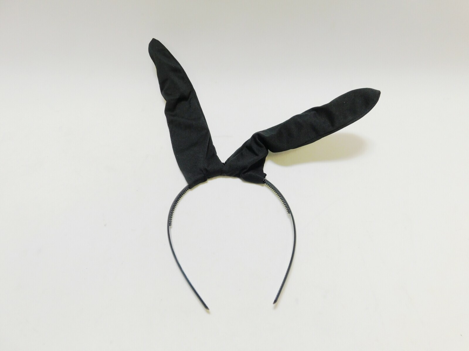 czarna-opaska-do-wlosow-z-uszami-sylwester-marka-ecarla