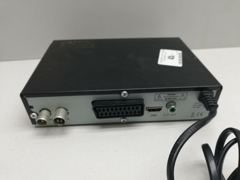 DEKODER DVB-T SYNAPS THD-2800S + PILOT USZKODZONY