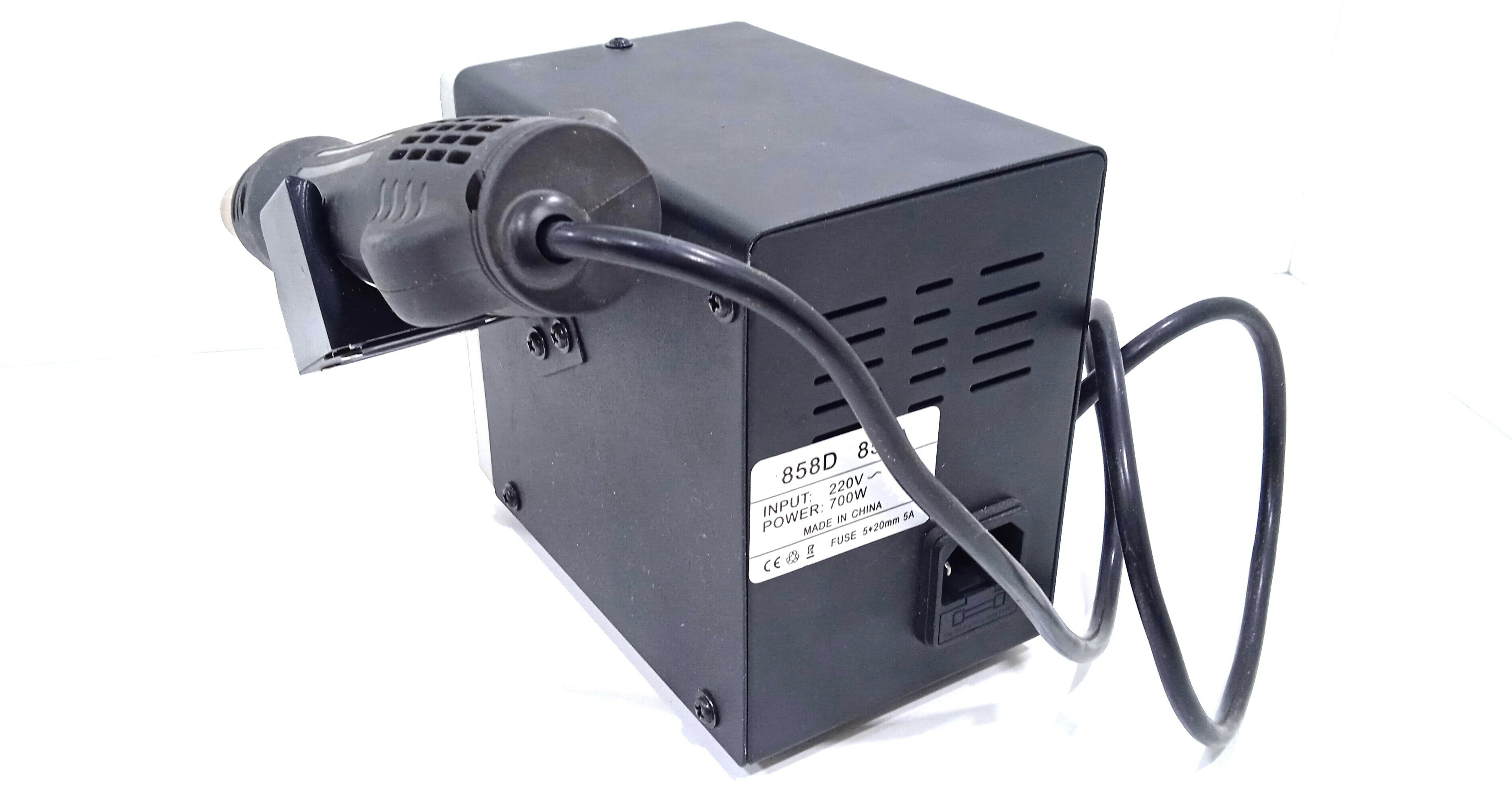 stacja-lutownicza-858d-seria-858d