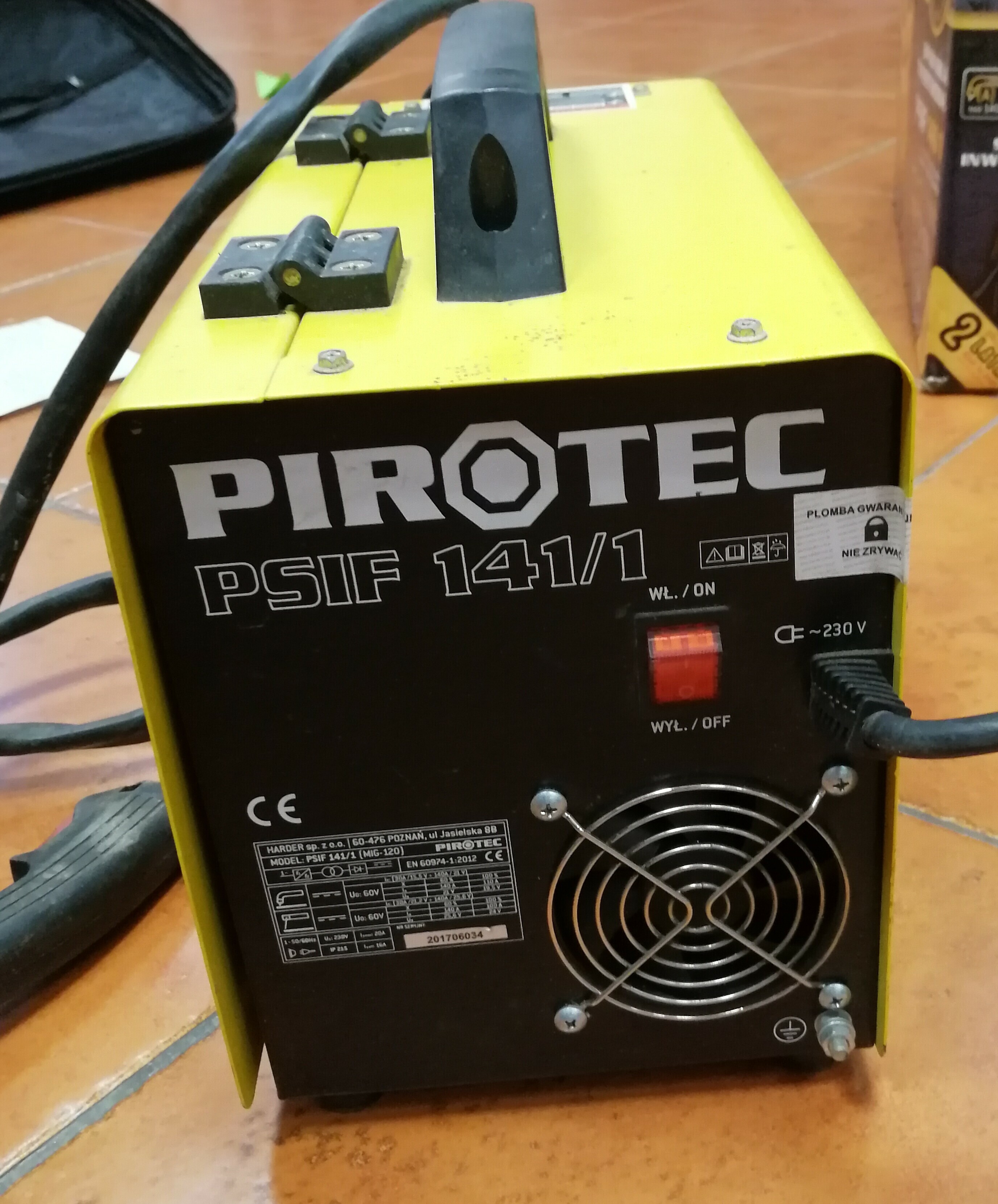 polautomat-pirotec-psif-1411-kompletfv-z-2019r-kosciuszki-54-suwalki-lupus-spj