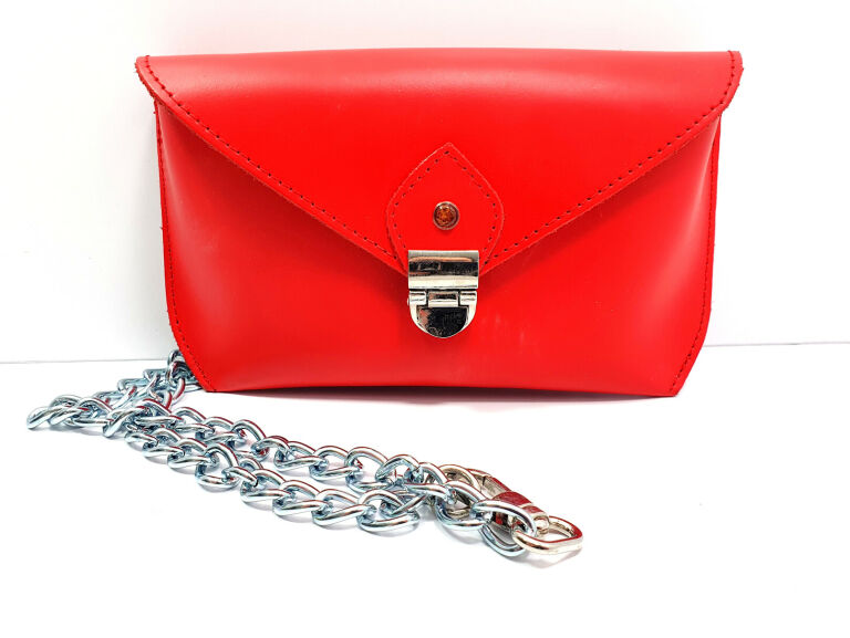 torebka-nerka-skora-czerwona-batycki-wlotowa-5b-krakow