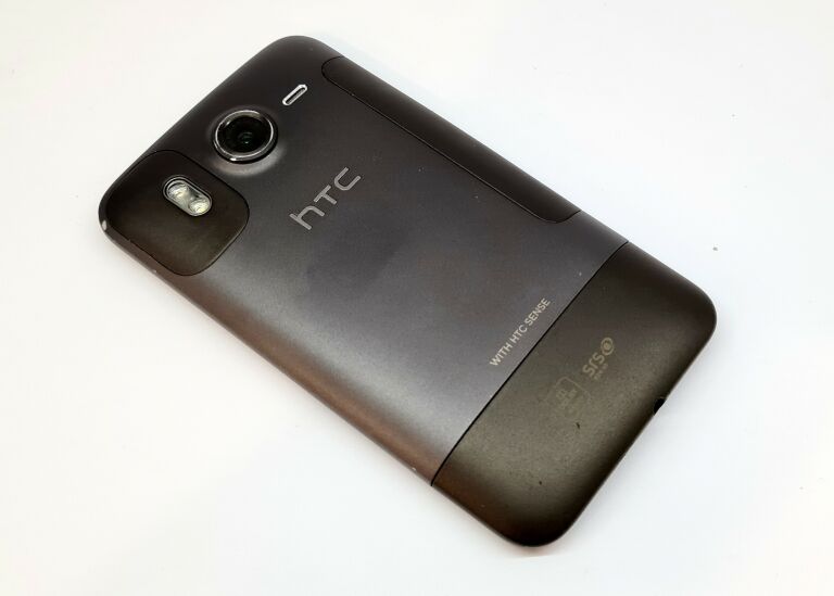 telefon-htc-desire-hd-simlock-t-mobile-wbudowana-pamiec-15-gb