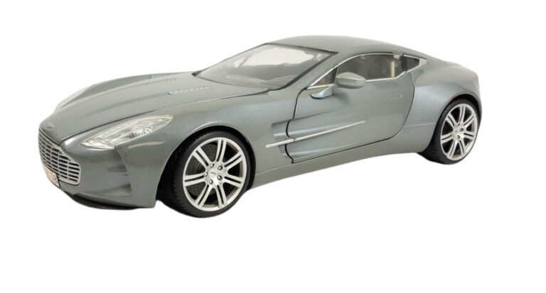 モンドモータース アストンマーチン One-77 モンドモータース アストンマーチン One-77 Mondo Motors: Aston