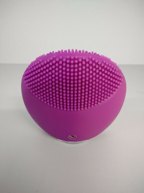 myjka-szczoteczka-soniczna-foreo-luna-mini-kab-stan-11323-1