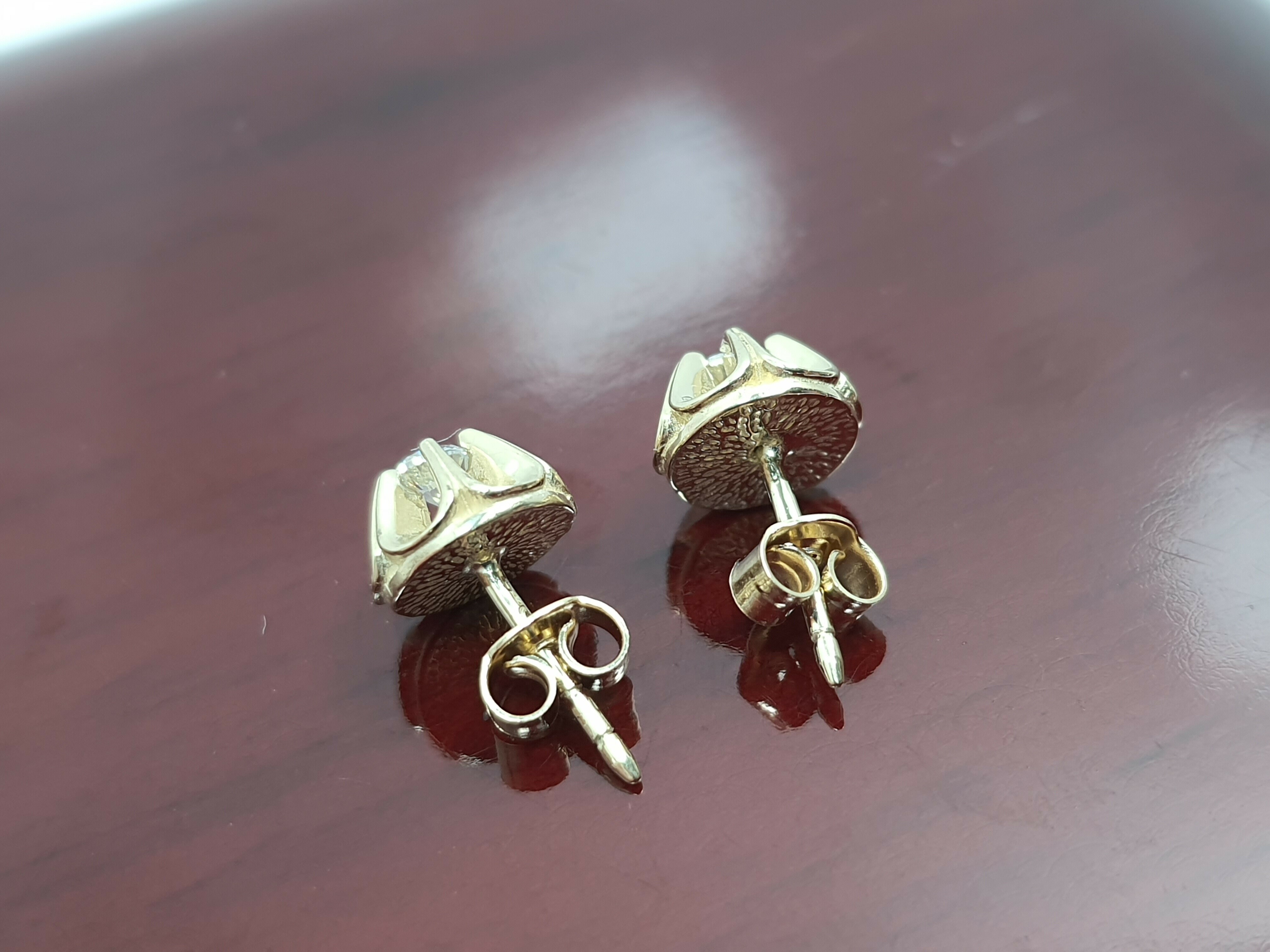 nowe-zlote-kolczyki-z-cyrkonia-sztyft-333-169g-kamien-cyrkonia