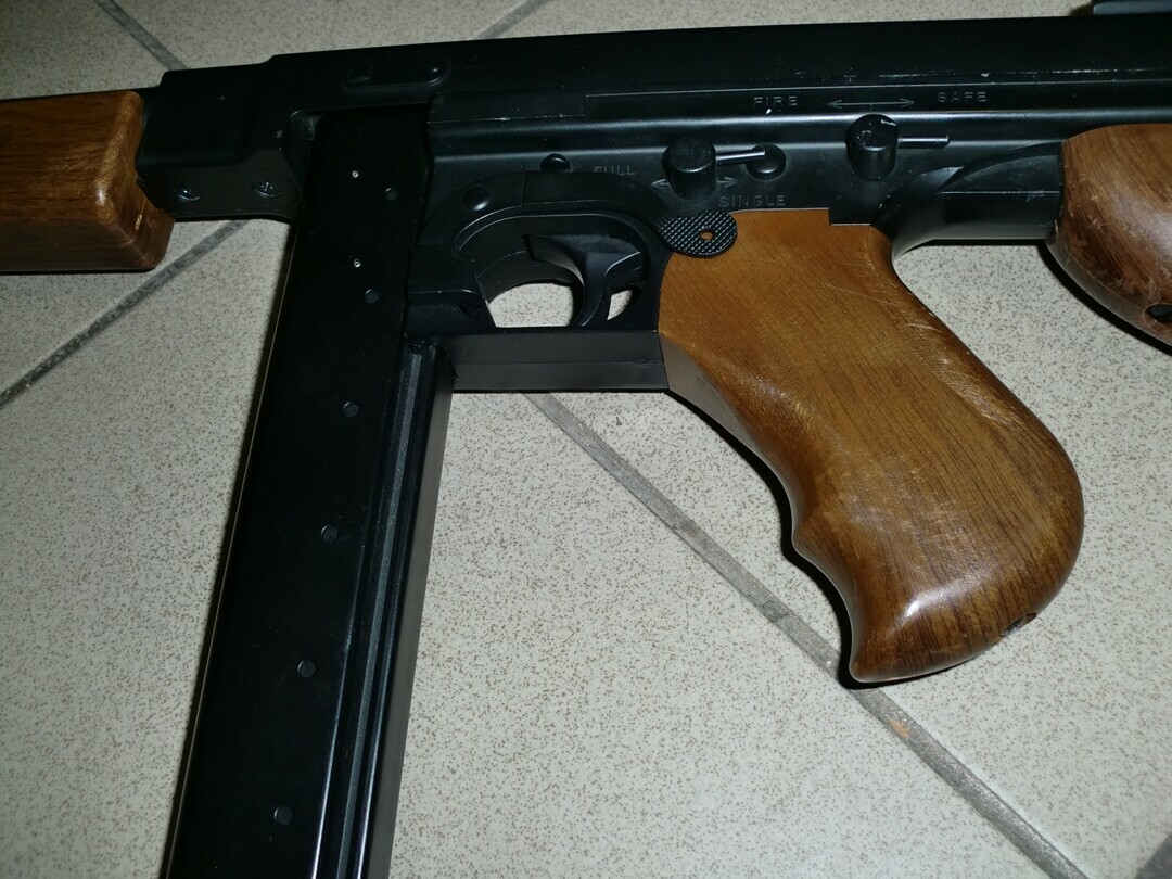 pisolet-maszynowy-thomson-asg-replika-broni-palne-kod-producenta-brak-danych