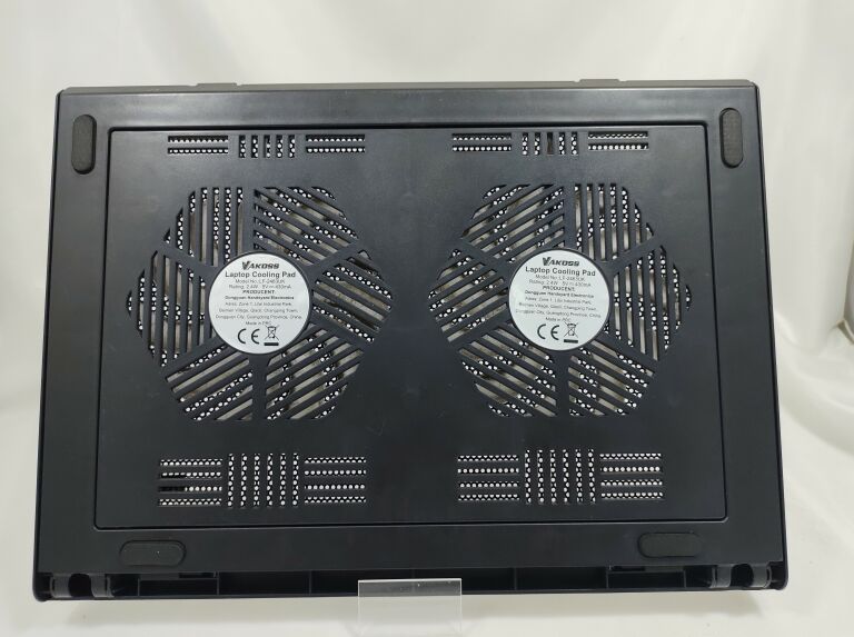PODSTAWKA CHŁODZĄCA VAKOSS LF-2463 Z KABLEM USB