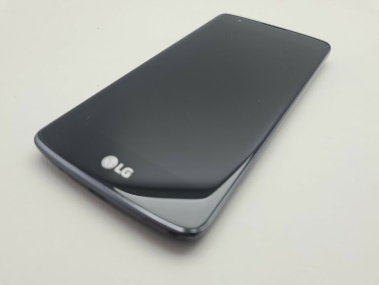 NIE WŁĄCZA SIĘ! LG K10 LTE 16GB/2GB 2300MAH