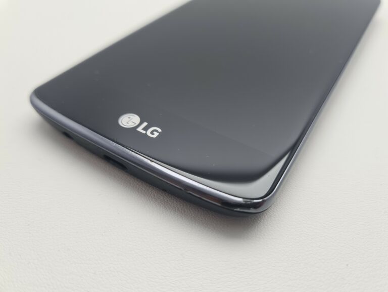 NIE WŁĄCZA SIĘ! LG K10 LTE 16GB/2GB 2300MAH