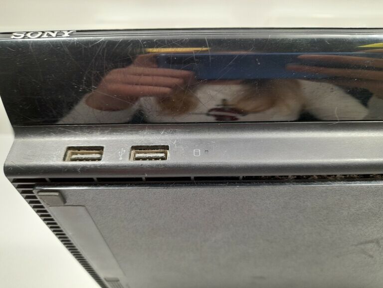 KONSOLA PLAYSTATION 3 465GB + GRY + PADY + KINECT