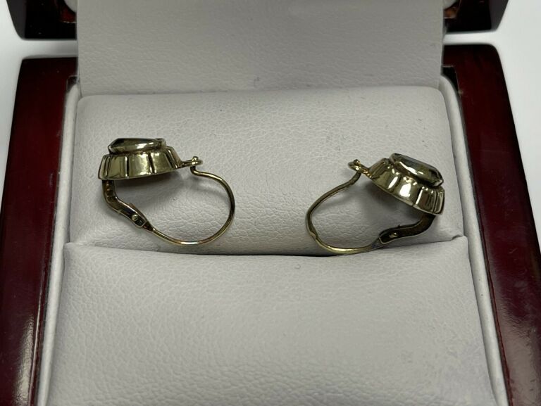 zlote-kolczyki-rodzaj-wyrob-jubilerski