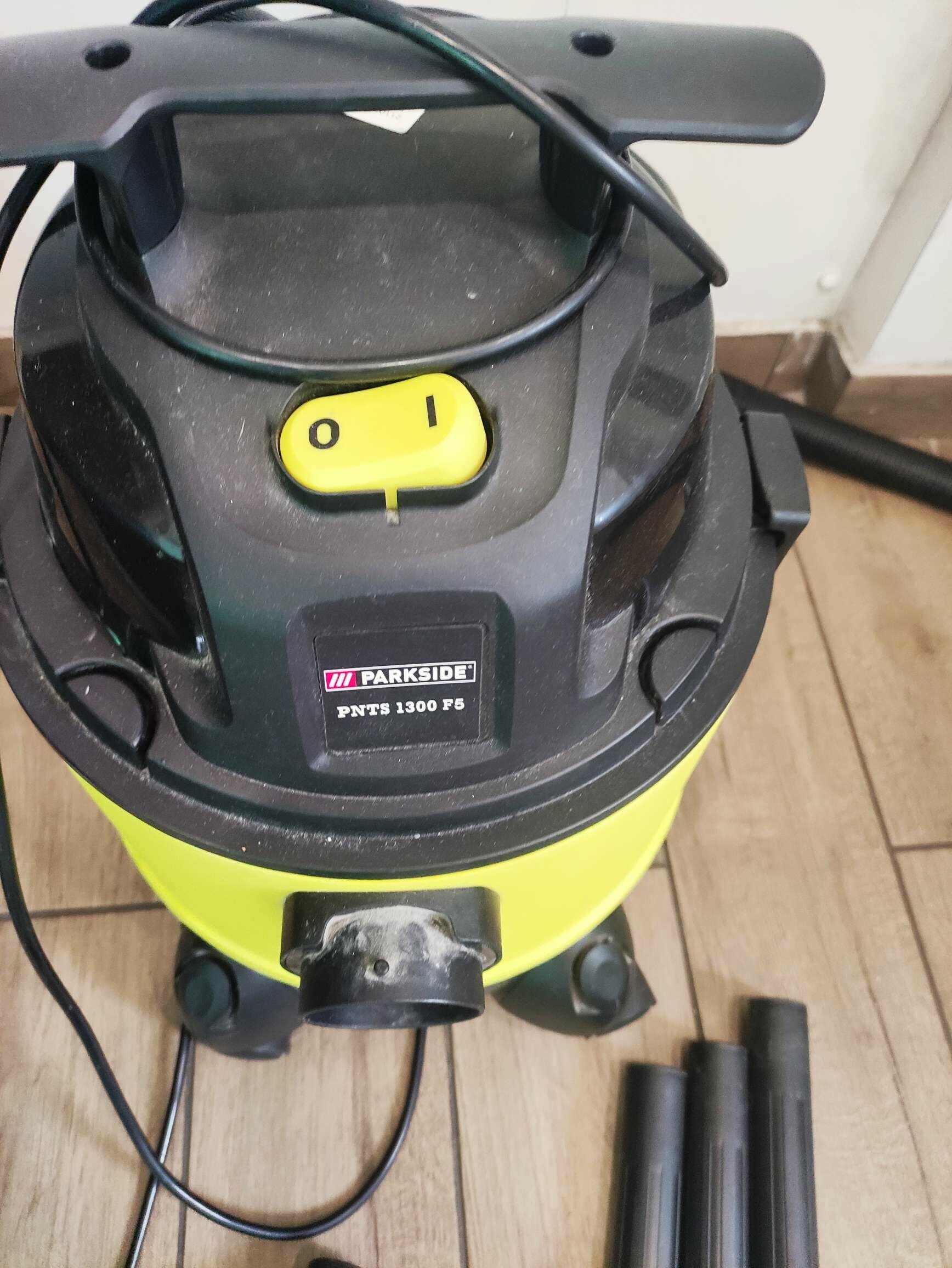 odkurzacz-parkside-pnts-1300-f5-przemyslowy-pojemnosc-zbiornika-25
