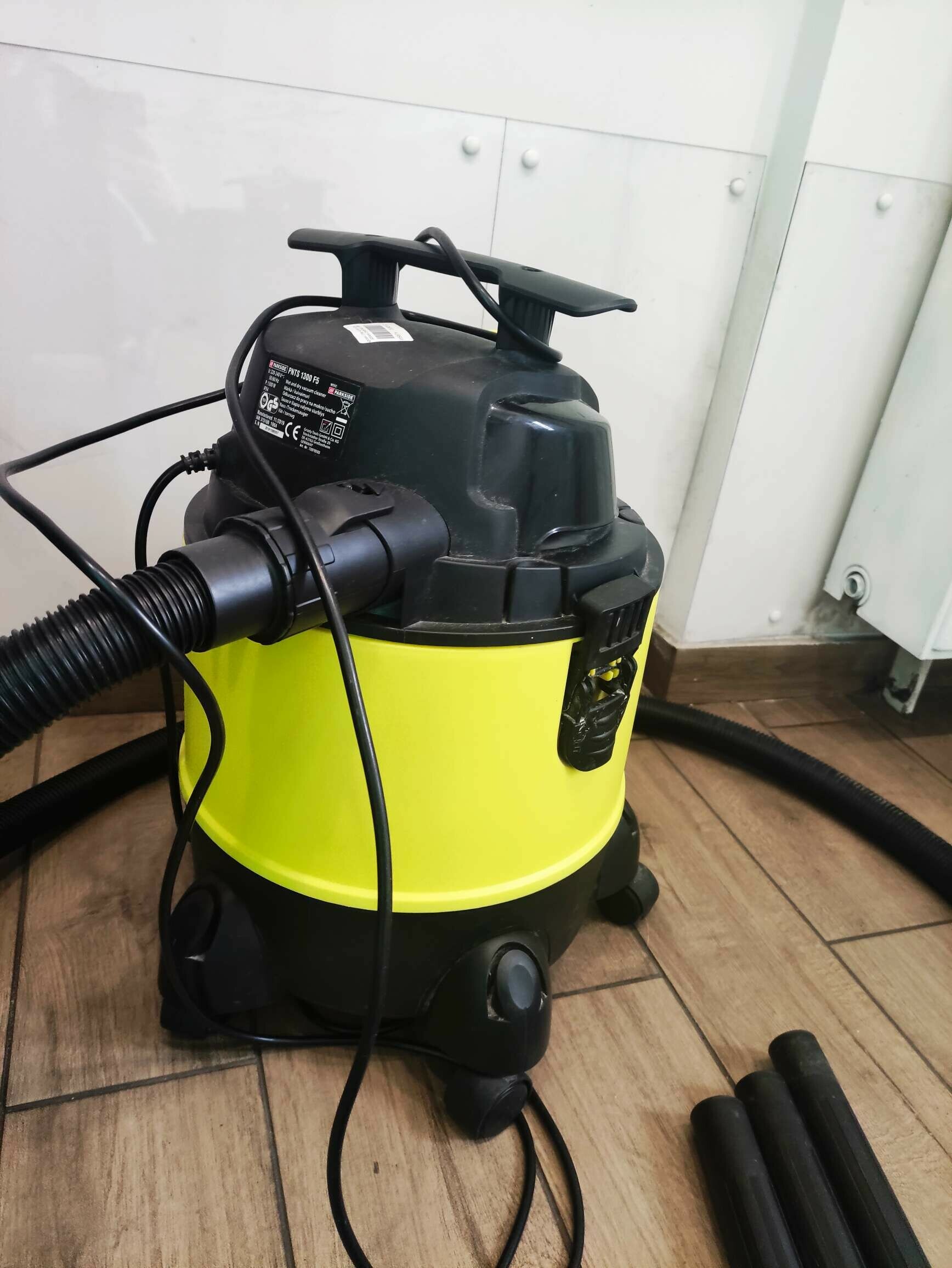 odkurzacz-parkside-pnts-1300-f5-przemyslowy-stan-uzywany