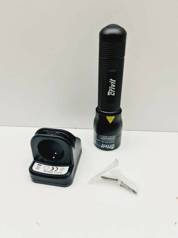 crivit-akumulatorowa-latarka-led-1000-lm-stan-nowy