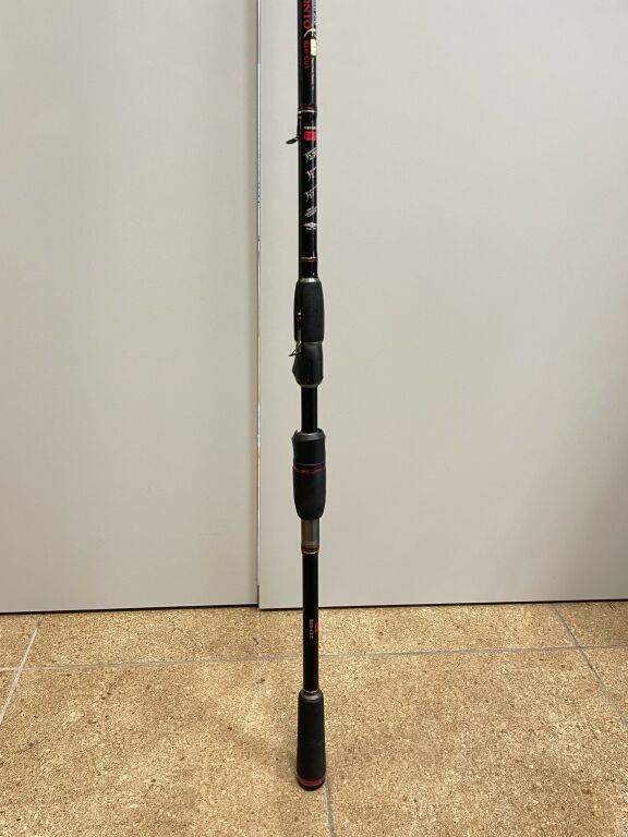 WĘDKA MIKADO NIHONTO RED CUT SAPPHIRE 210 / 17G