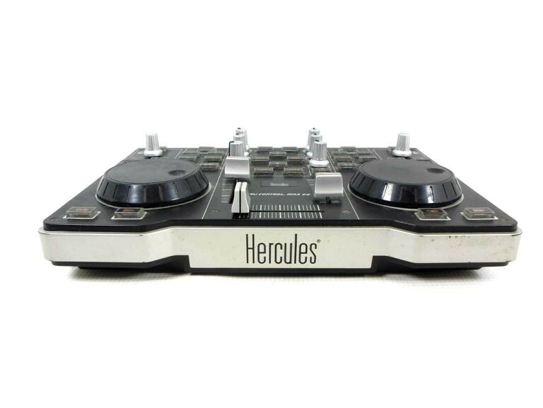 KONSOLA DJ HERCULES DJ CONTROL MP3 E2 OPIS