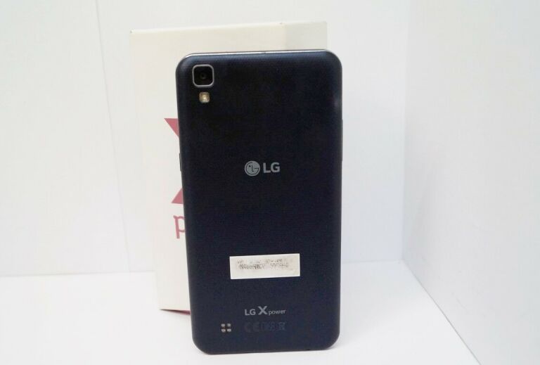 TELEFON LG X POWER LG-K220