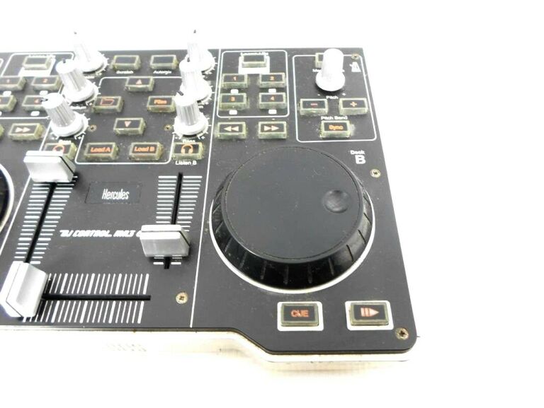 KONSOLA DJ HERCULES DJ CONTROL MP3 E2 OPIS