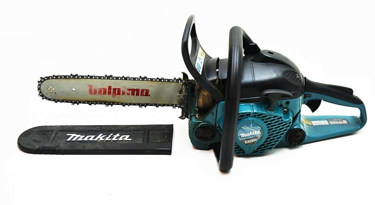 PIŁA SPALINOWA MAKITA EA3200S + OSŁONA