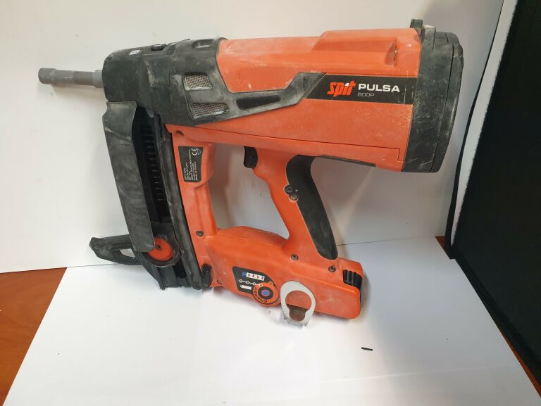 OSADZAK GAZOWY SPIT PULSA 800E WALIZKA