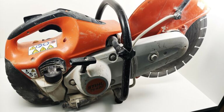 PRZECINARKA STIHL TS 420