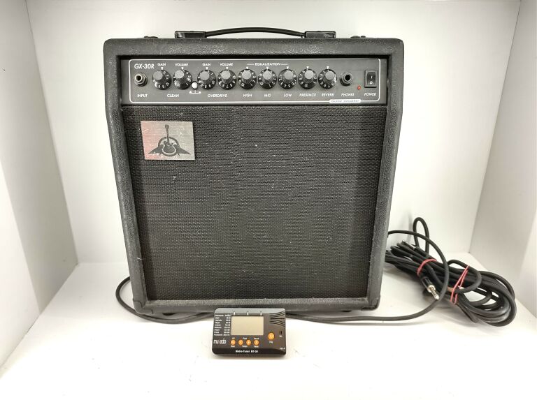 WZMACNIACZ PIEC GITAROWY SOUNDER GX-20R 20W