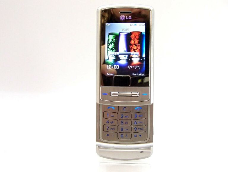 TELEFON LG KE970 B/S + ŁAD