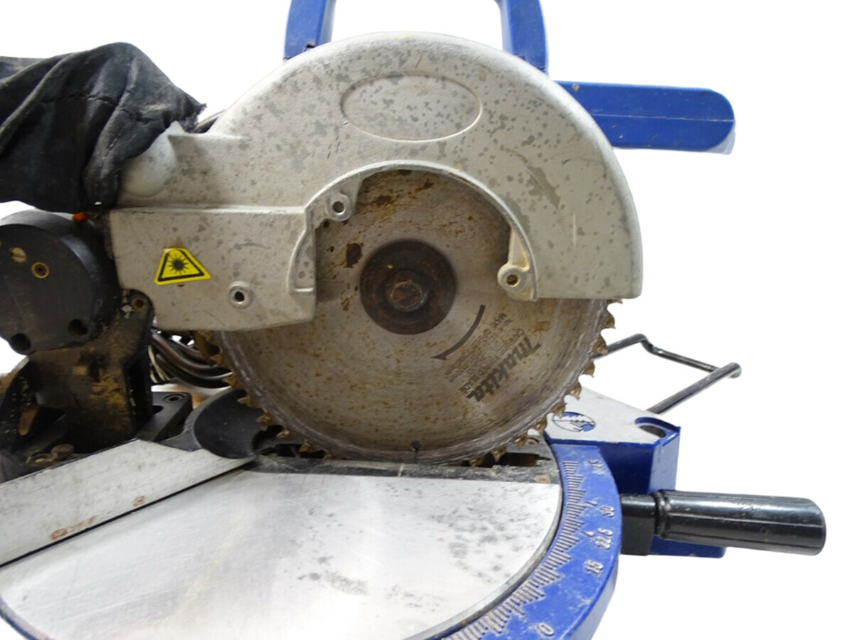 pilarka-ukosnica-metabo-ks-210-lasercut-kod-producenta-4007430247360