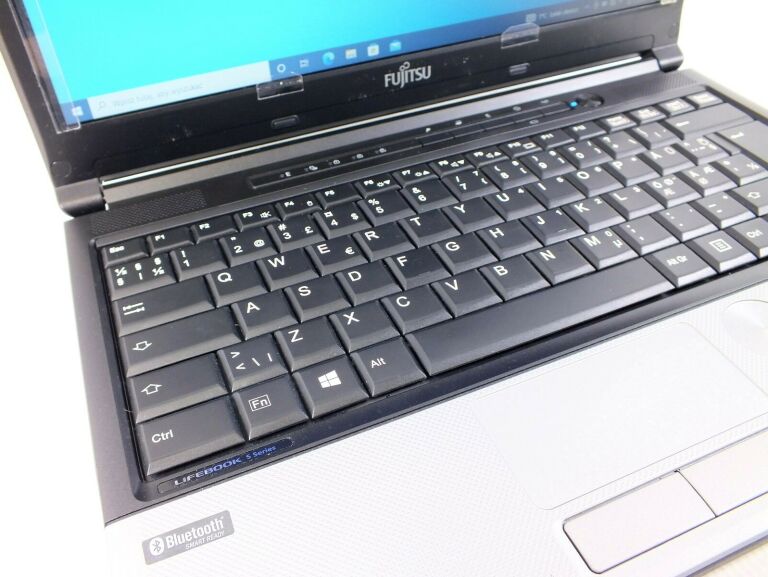 FUJITSU LIFEBOOK S762 I5/16GB/ 700 GB HDD