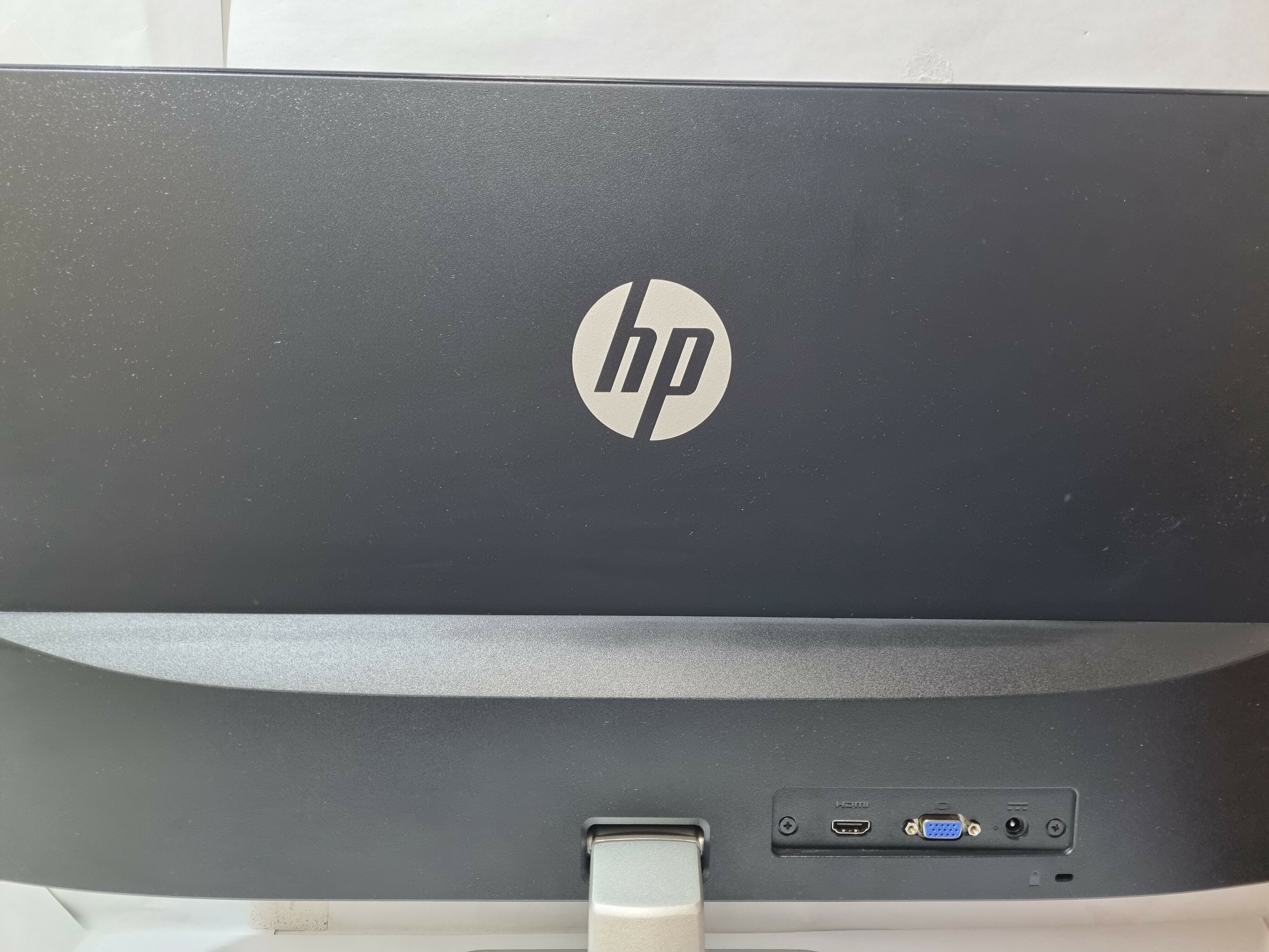 monitor-hp-24es-display-srebrno-czarny-bezramkowy-marka-hp