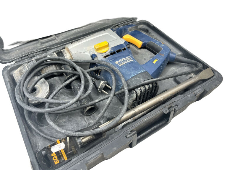 mlot-udarowo-obrotowy-macallister-mrh-1500-walizk-energia-udaru-11