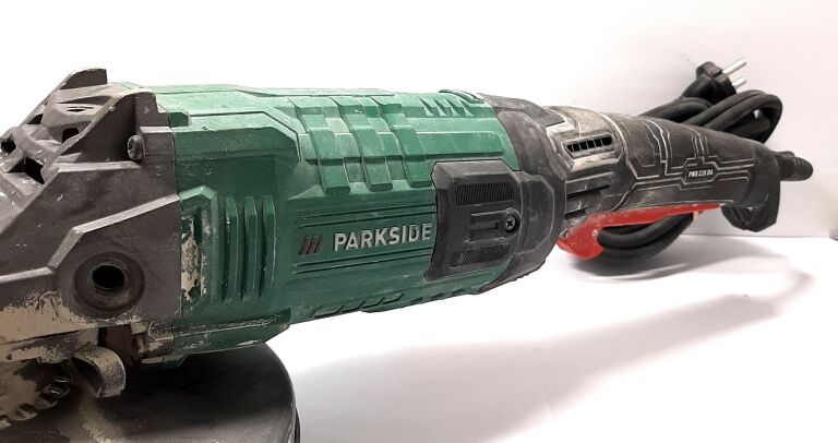 SZLIFIERKA KĄTOWA PARKSIDE PWS 230 D4