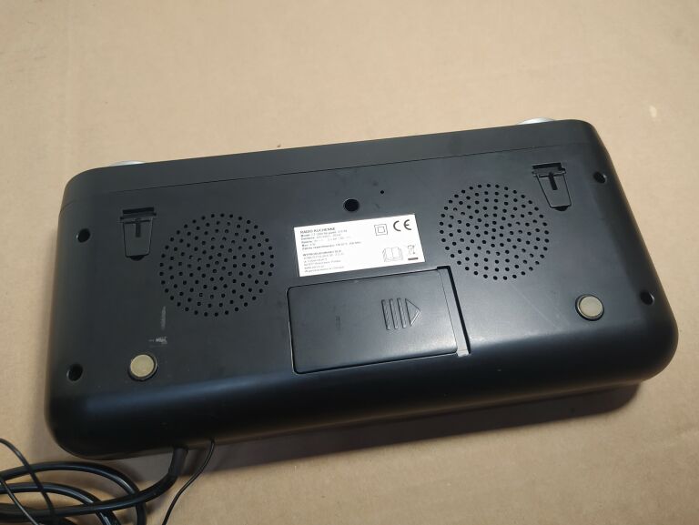 radio-kuchenne-hykker-ct-3998-model-ct-3998