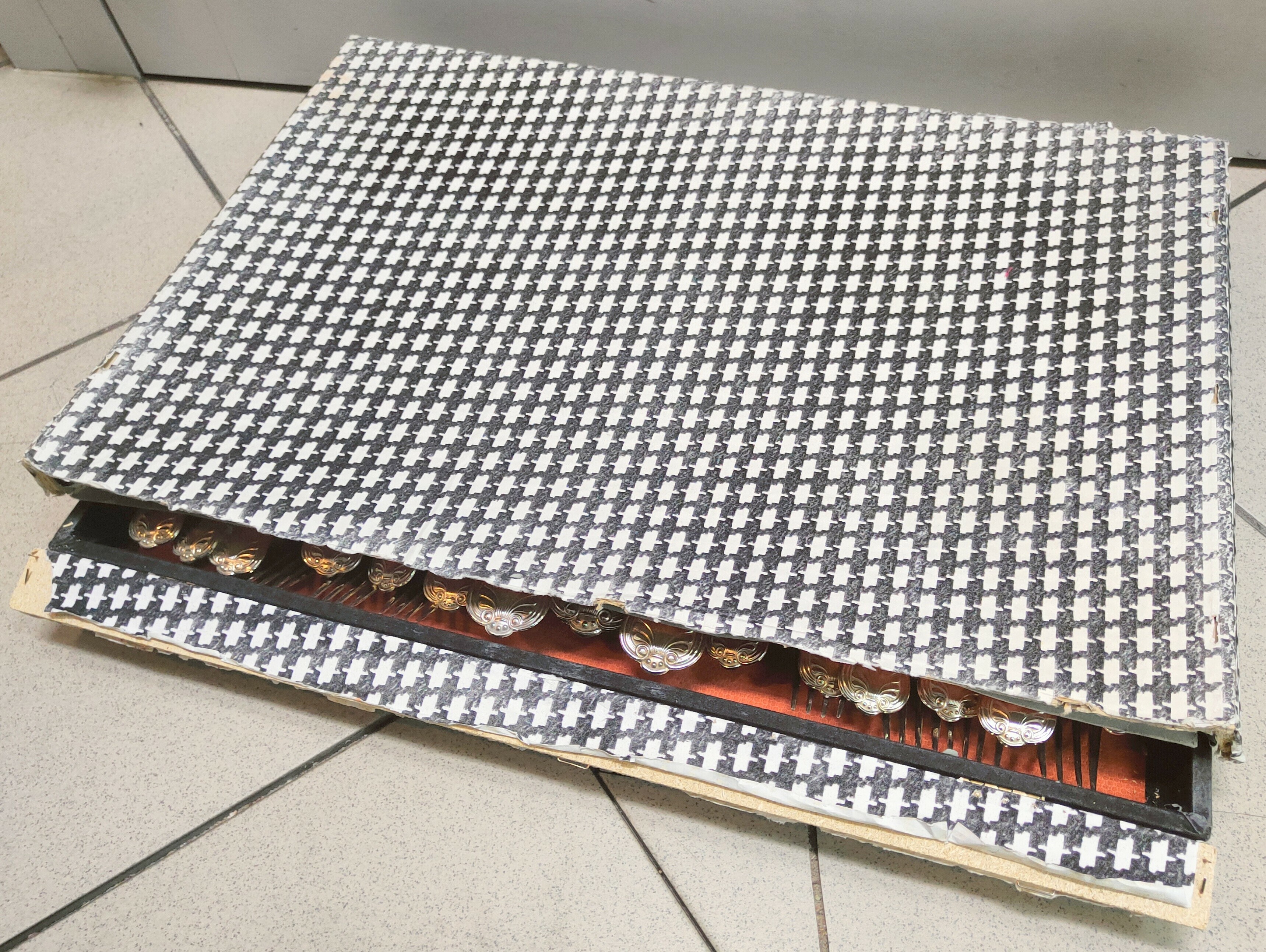 posrebrzane-sztucce-inox-amz-proba-800-12-osob-11-listopada-4-lask-palladium