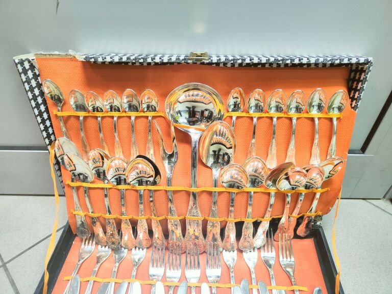 posrebrzane-sztucce-inox-amz-proba-800-12-osob-stan-do-renowacji