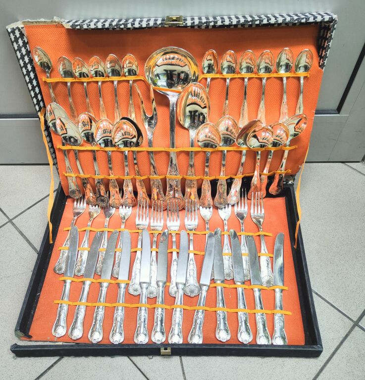 posrebrzane-sztucce-inox-amz-proba-800-12-osob-stan-do-renowacji