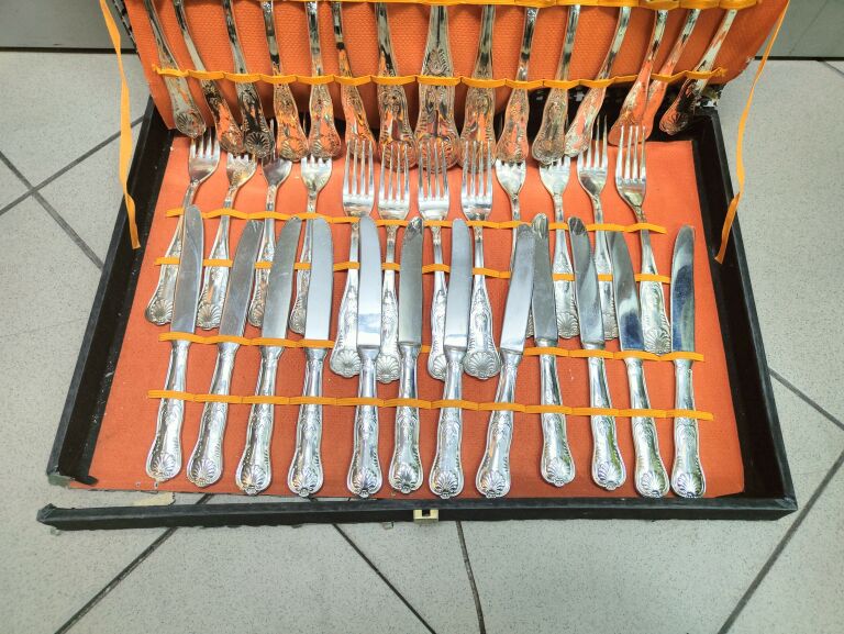 posrebrzane-sztucce-inox-amz-proba-800-12-osob-11-listopada-4-lask-palladium