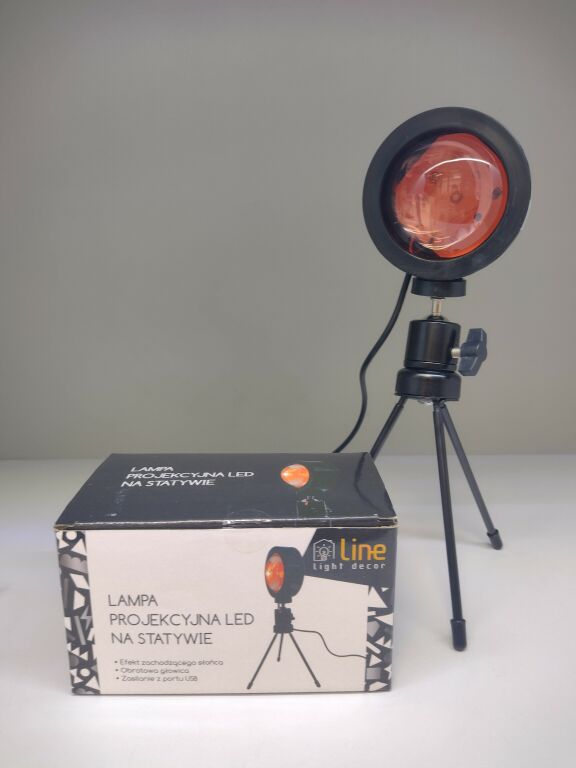 LAMPA PROJEKCYJNA LED NA STATYWIE NIE DZIAŁA