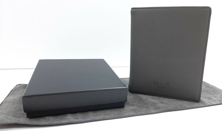 portfel-meski-hugo-boss-szary-opis-lwowska-32-chelm-telefoon-pl-sc