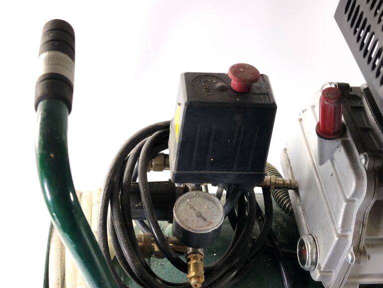 KOMPRESOR OLEJOWY 1,8 KW PKO 270 A5 PARKSIDE
