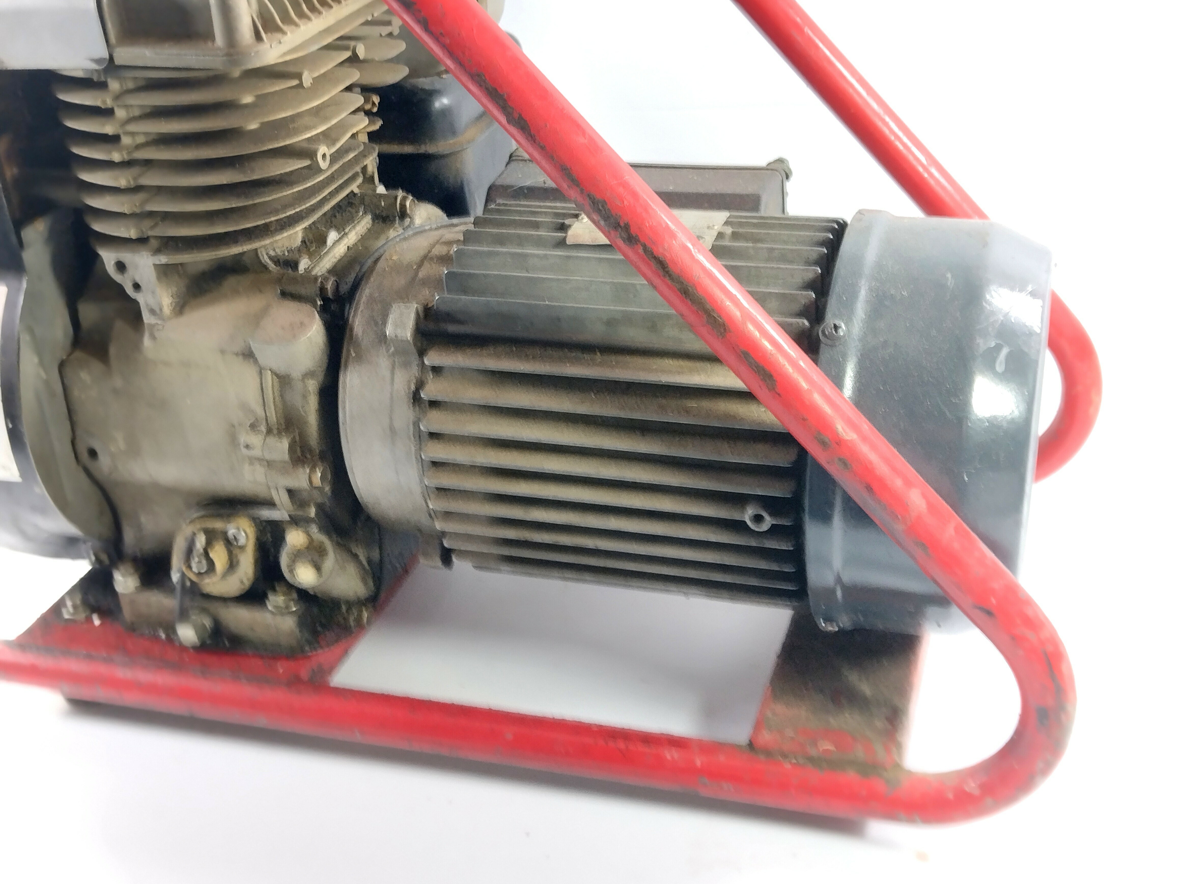 agregat-pradotworczy-briggs-i-straton-2-kw-wysokosc-45