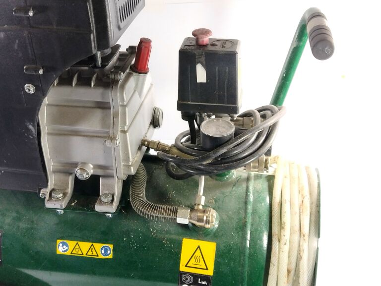 KOMPRESOR OLEJOWY 1,8 KW PKO 270 A5 PARKSIDE