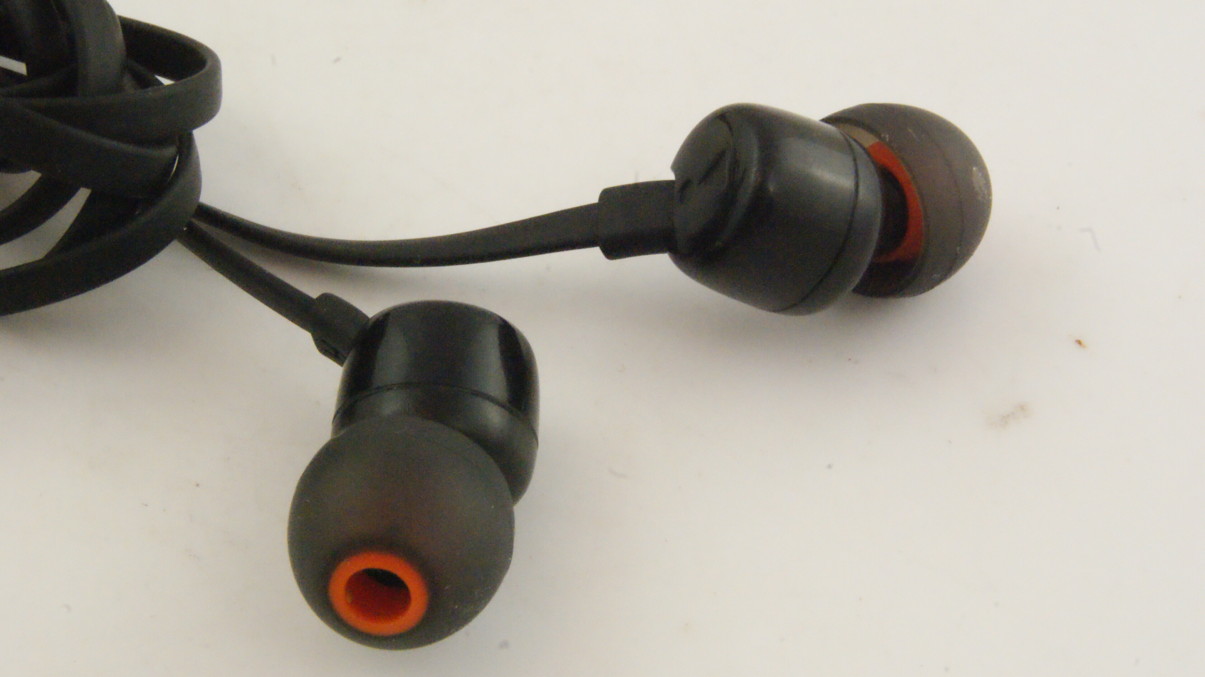 SŁUCHAWKI JBL C16 PRZEWODOWE DOUSZNE Przewodowe Loombard.pl